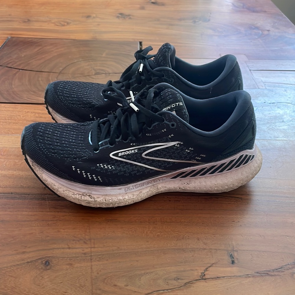 Women’s Brooks Glycerin 19. Size 8.5